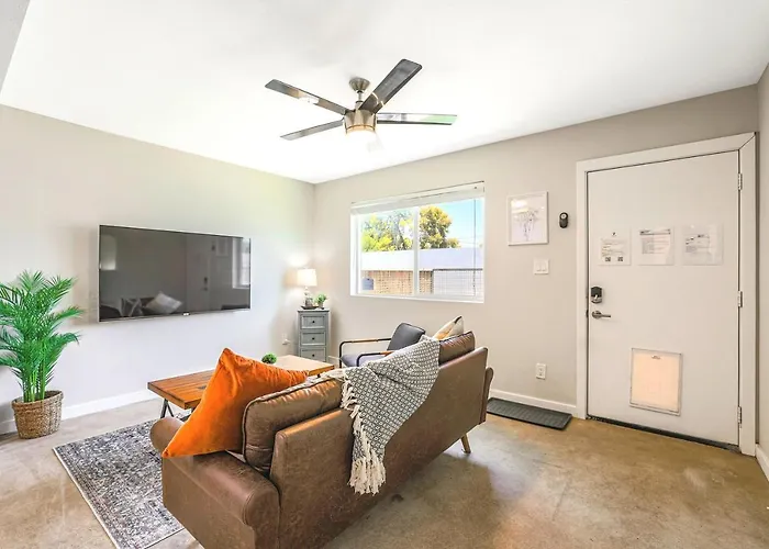 Apartment Larocco On Turney Biltmore